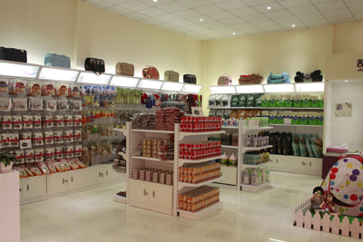 1459846024807584.jpg 样板店店内-3.JPG